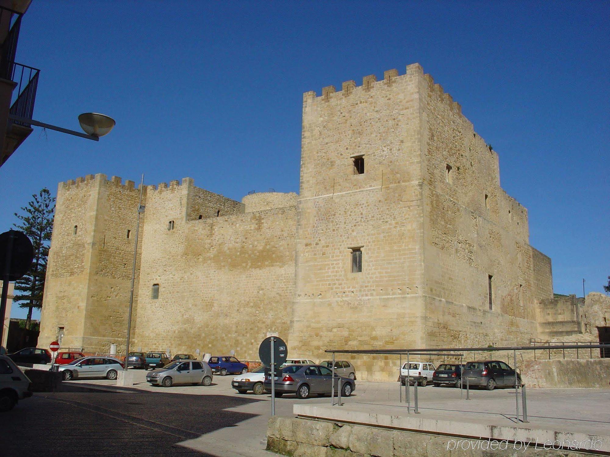 Hotel Villa Mokarta Salemi Kültér fotó